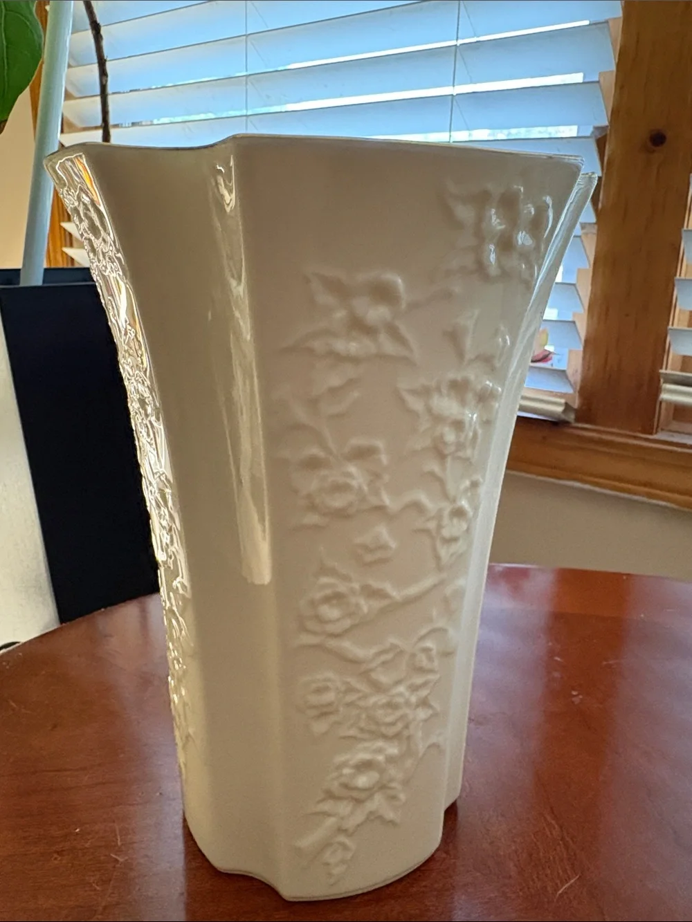 Vintage Lenox Ivory Embossed Floral Vase with 24K Gold Trim – 8